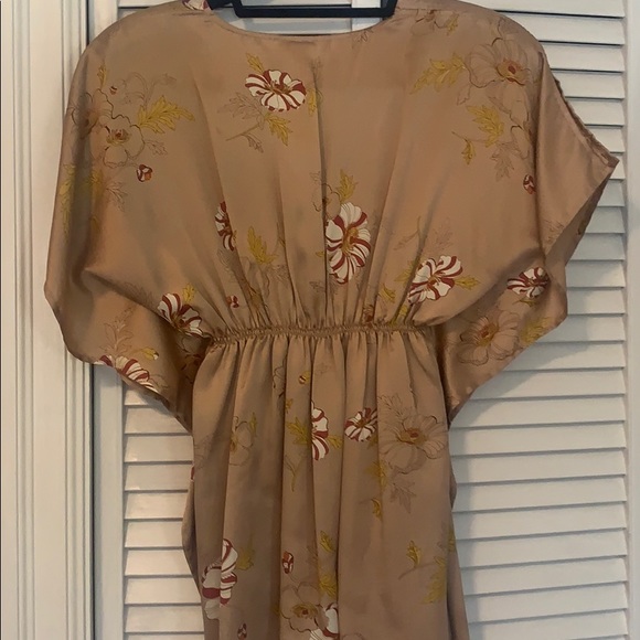 Silk blouse - Picture 5 of 8